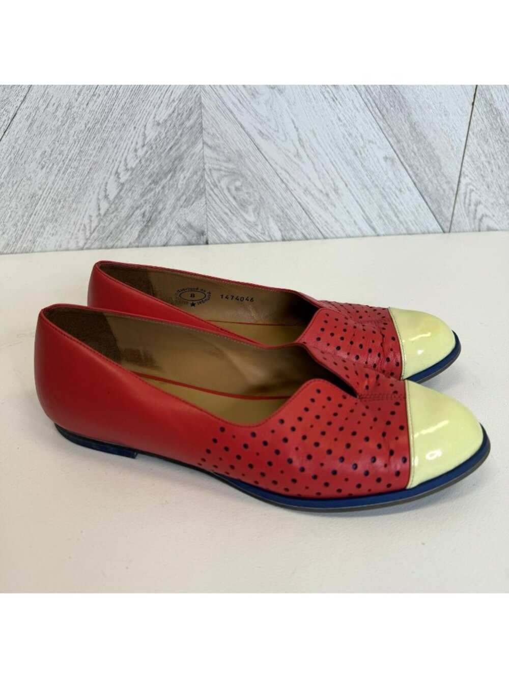 John Fluevog Sue Flats Shoes Womens Size 8 Red Perforated Leather Patent Toe